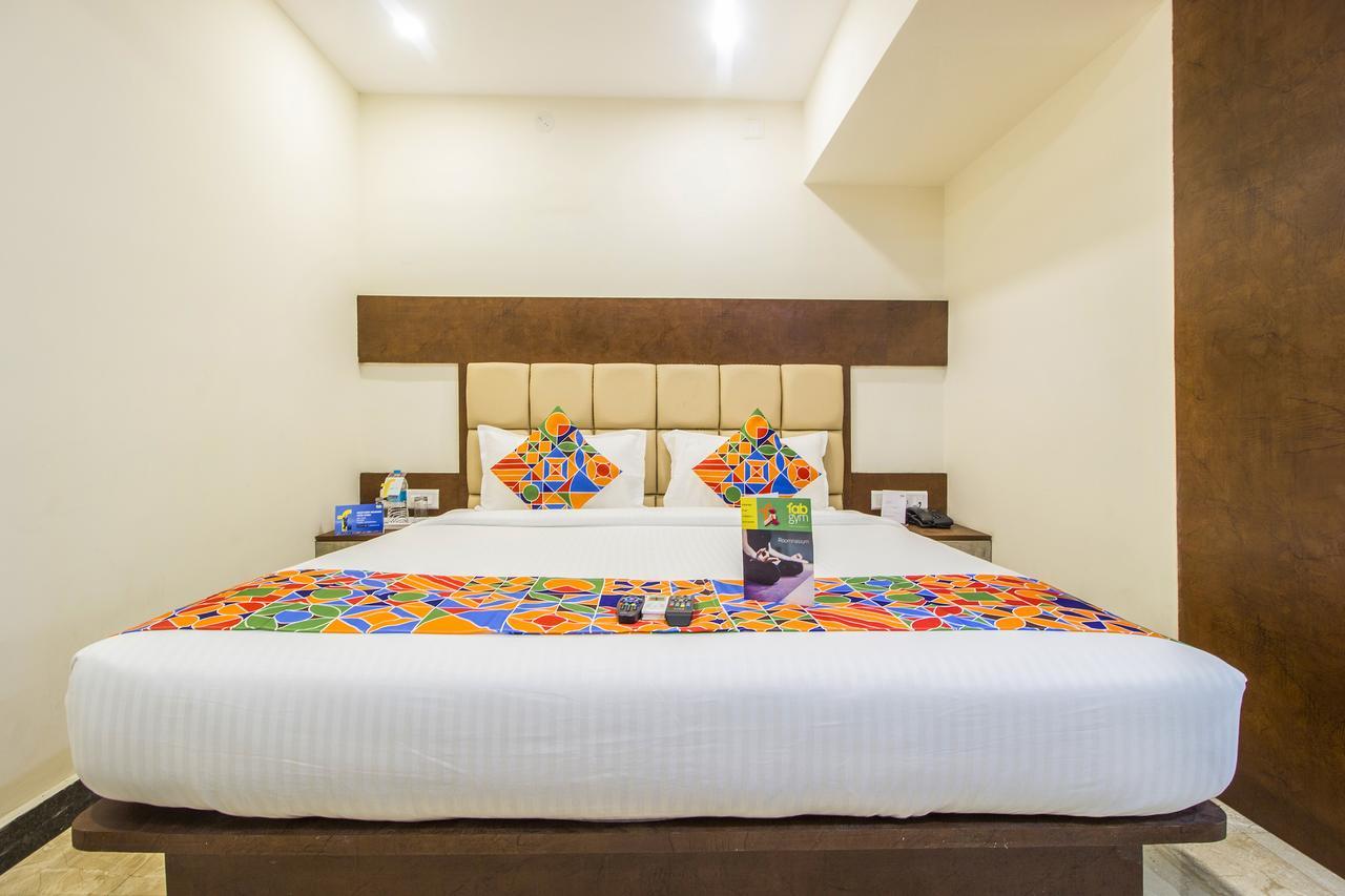 แฟ็บโฮเต็ล คอร์ปอเรท คราวน์ 2 Hotel บังกาลอร์ ภายนอก รูปภาพ